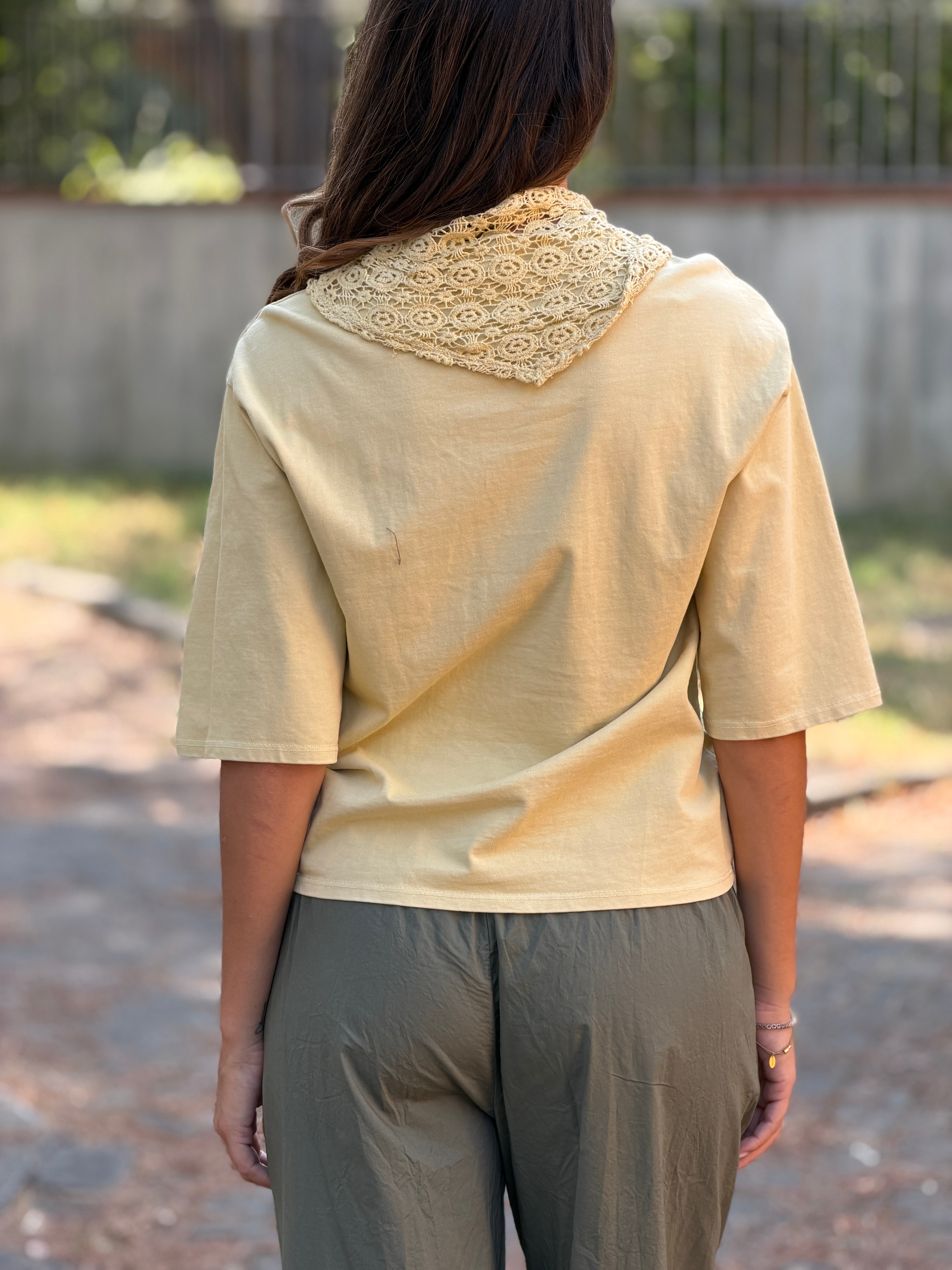T-shirt Foulard