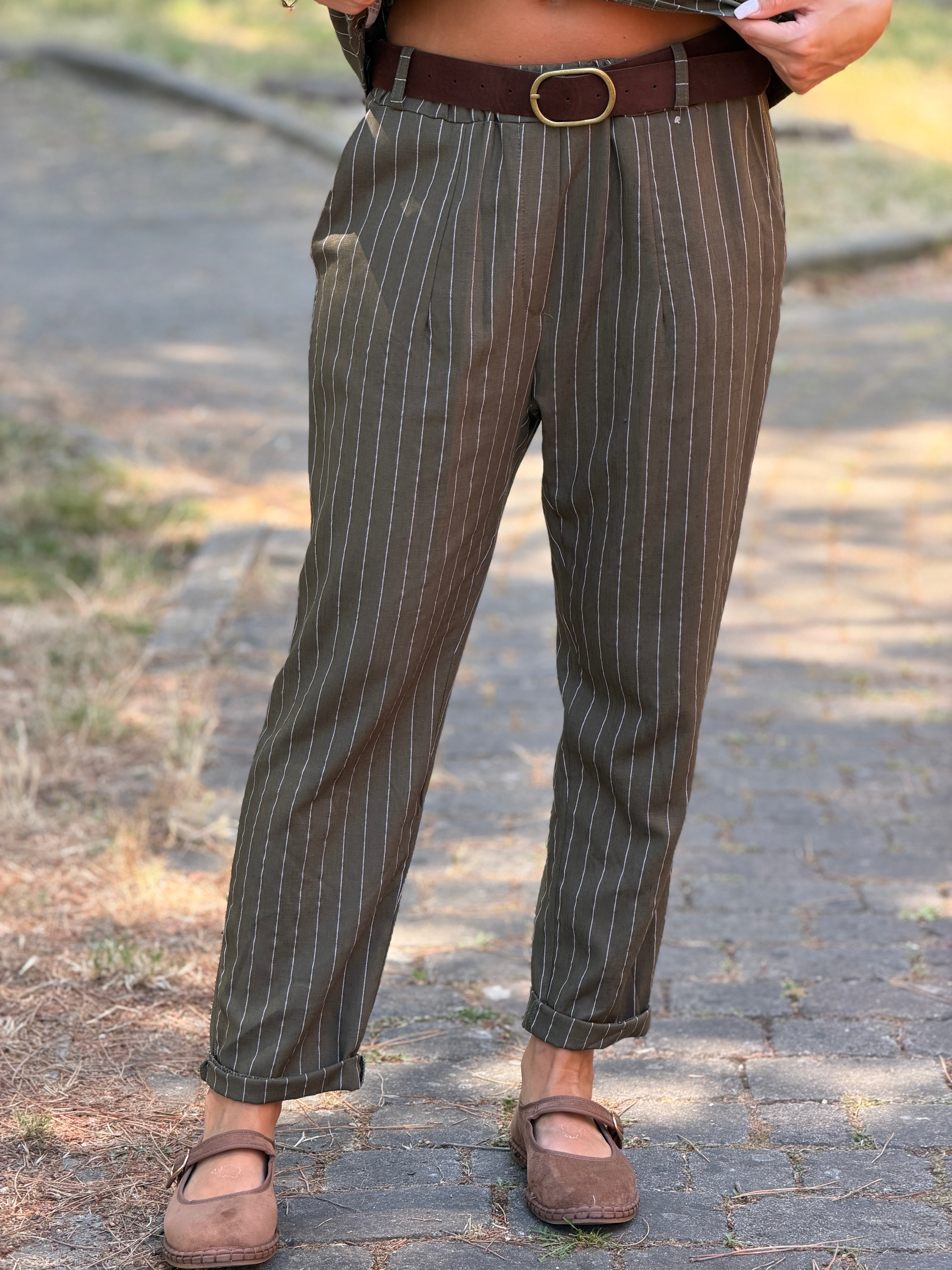 Pantalone James