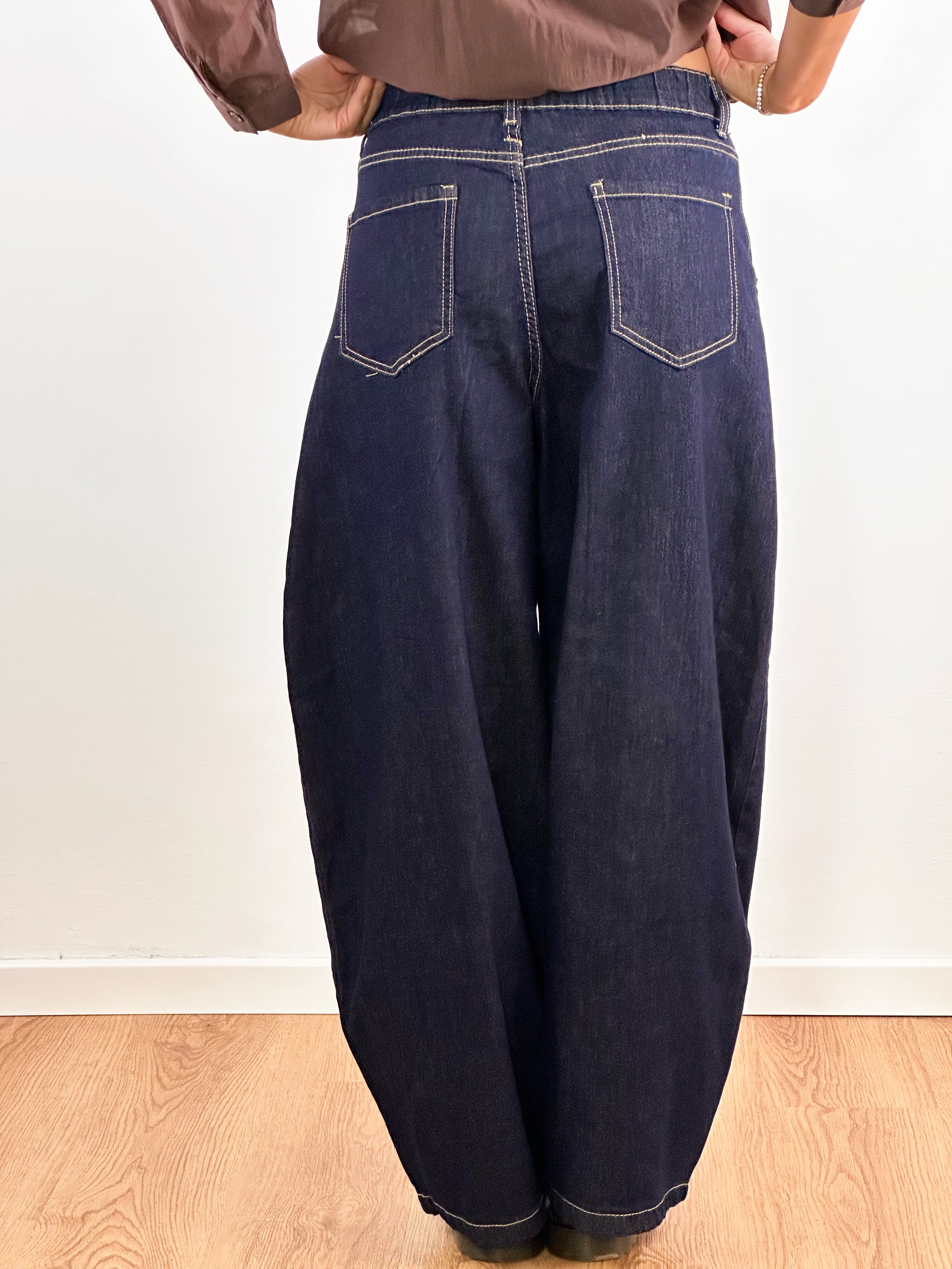 Jeans Cam