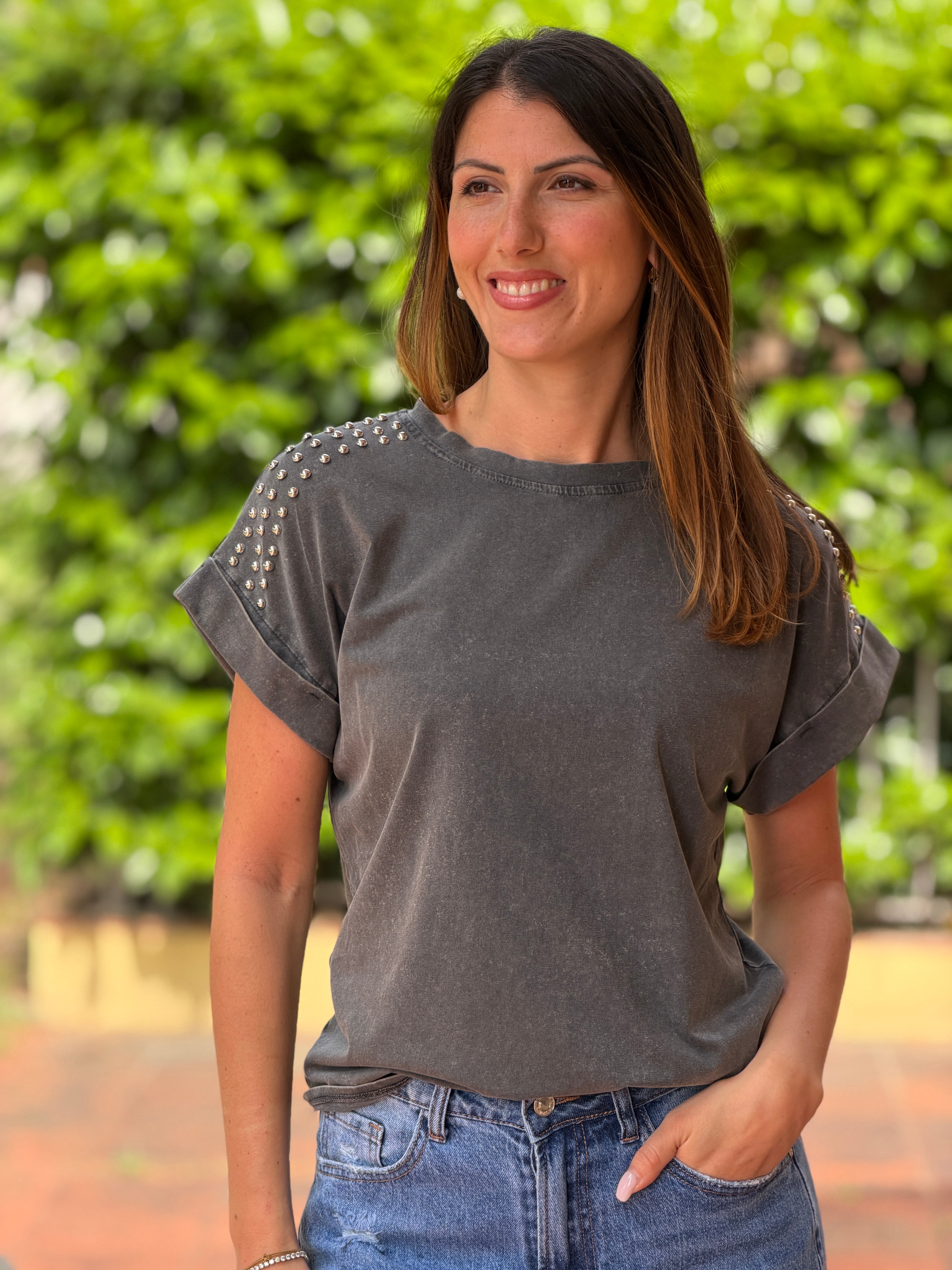T-shirt Borchie