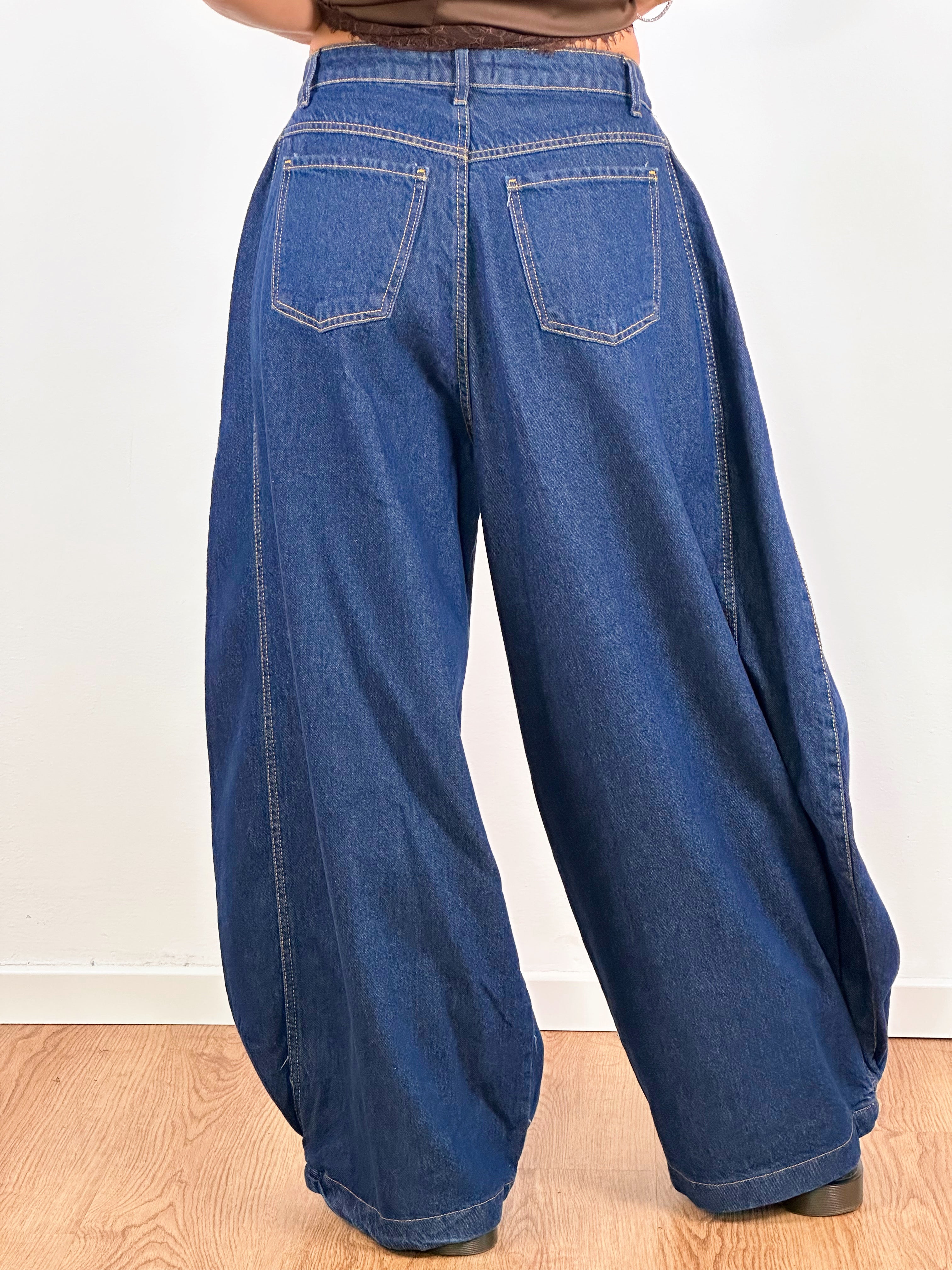 Jeans Happy
