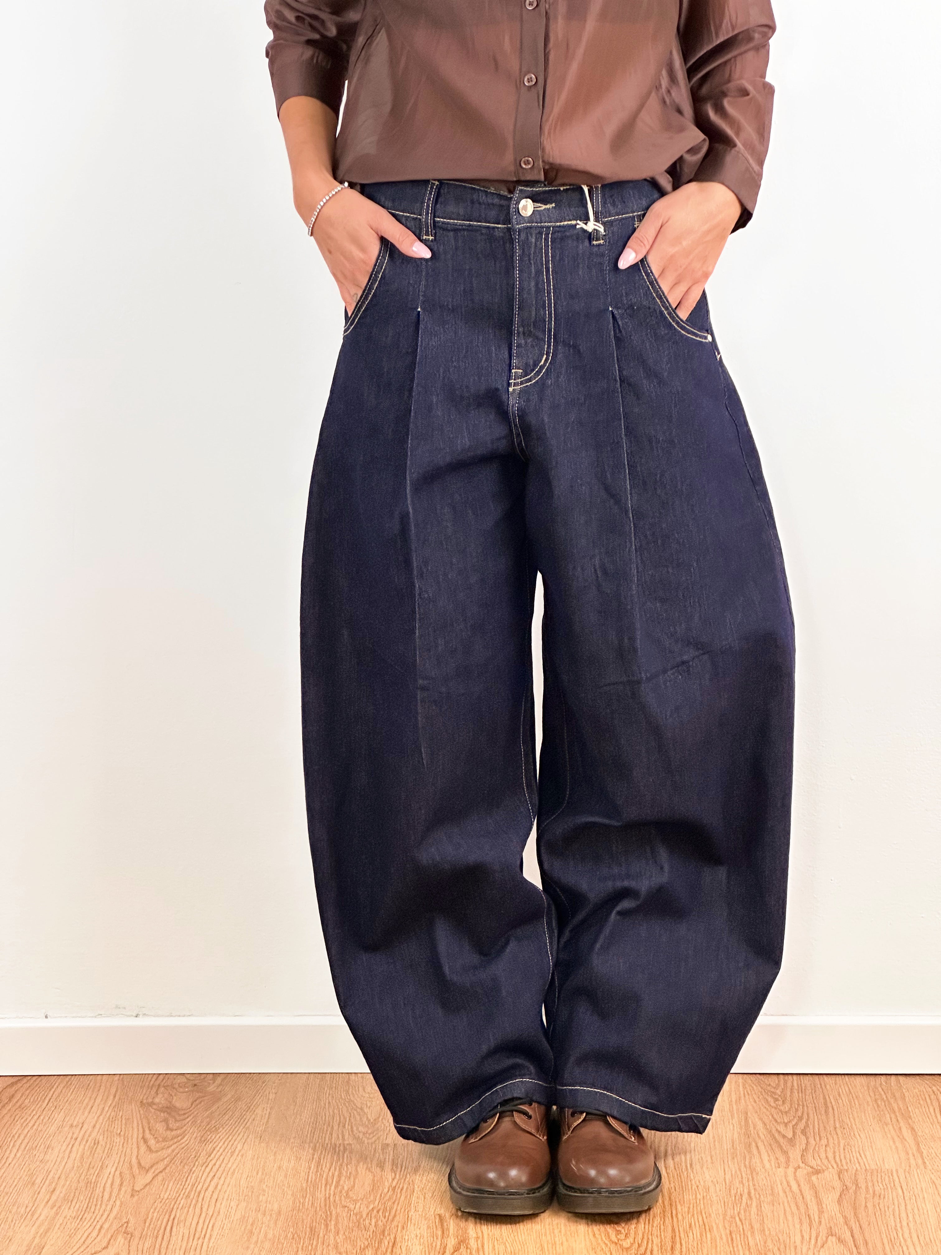 Jeans Cam